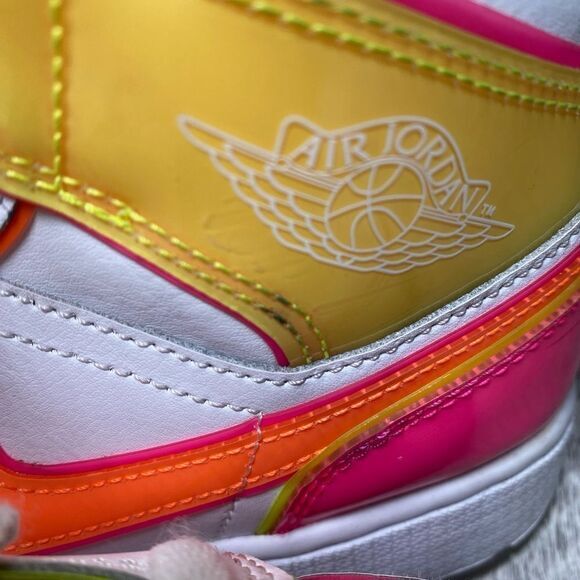 Nike Jordan 1 Women's Sneakers White Neon Pink Mid Edge Glow Size 5.5 Y 7 Womens - Picture 5 of 10
